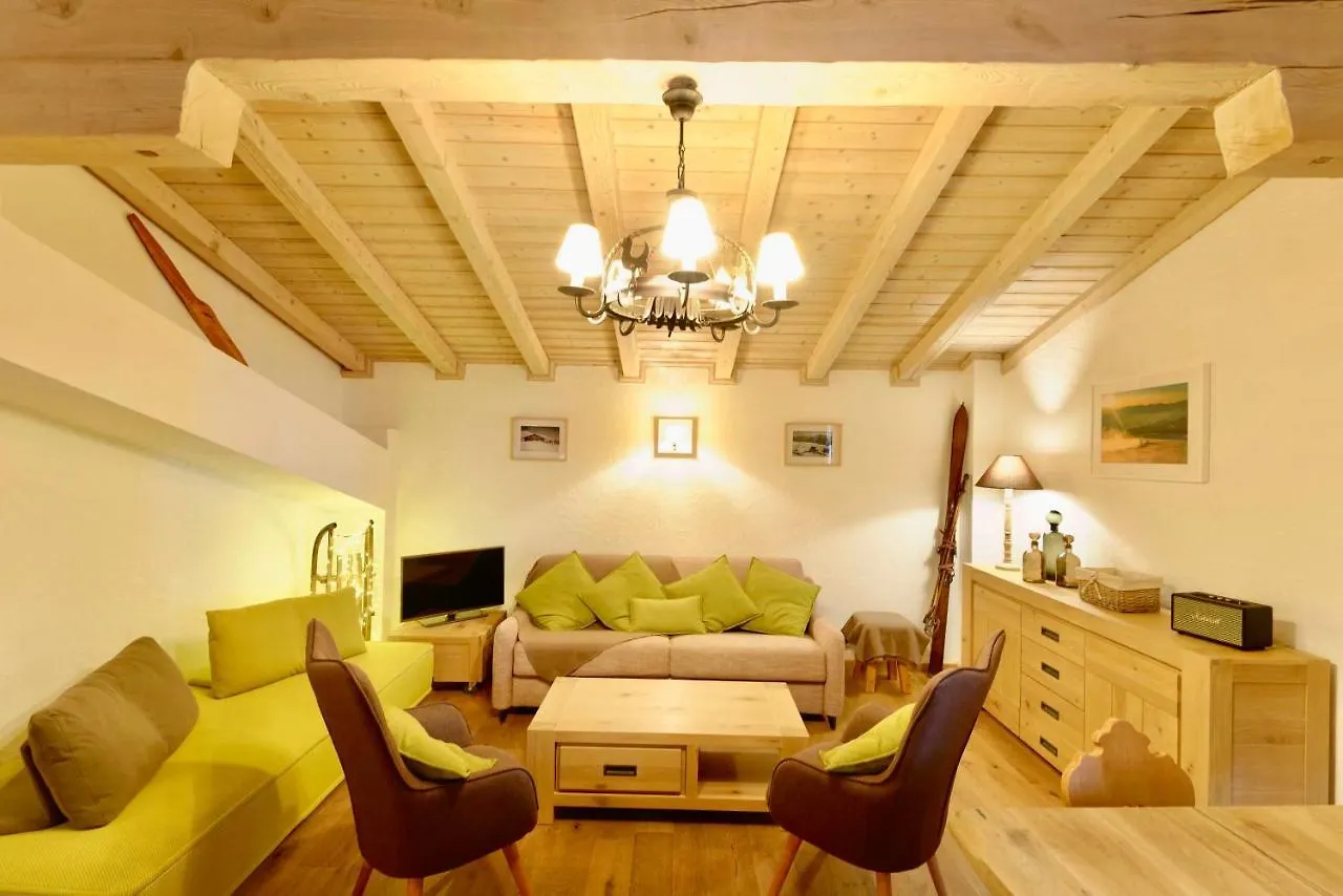 Aparthotel Hotel 3 Etoiles -Restaurant Le Pilatus Courchevel