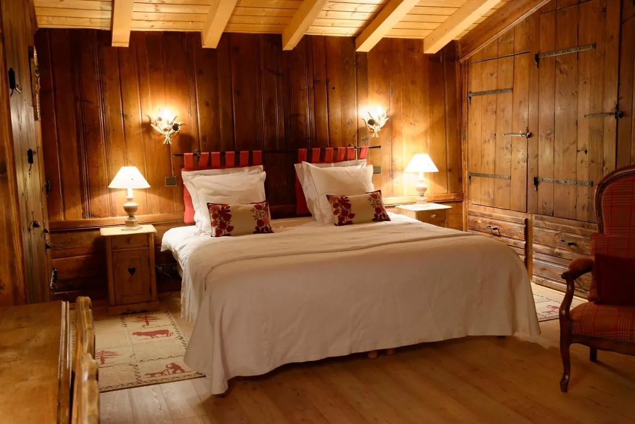 Hotel 3 Etoiles -Restaurant Le Pilatus Courchevel 3*,  Frankreich