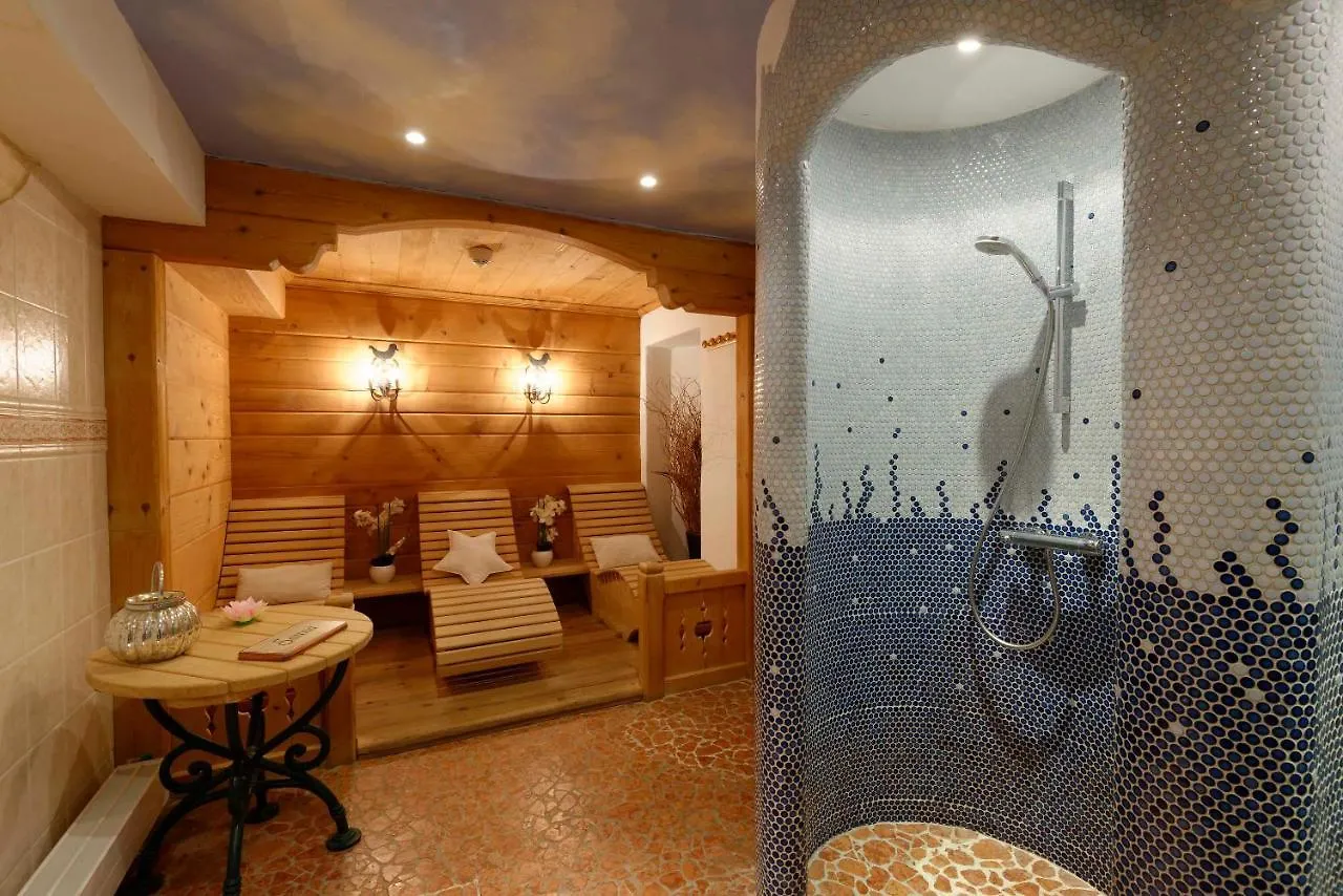 Hotel 3 Etoiles -Restaurant Le Pilatus Courchevel